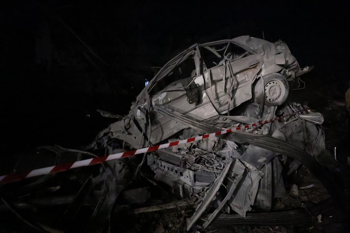 Tel Aviv yerle bir oldu, İran’ın füze yağmuru şehri harabeye çevirdi