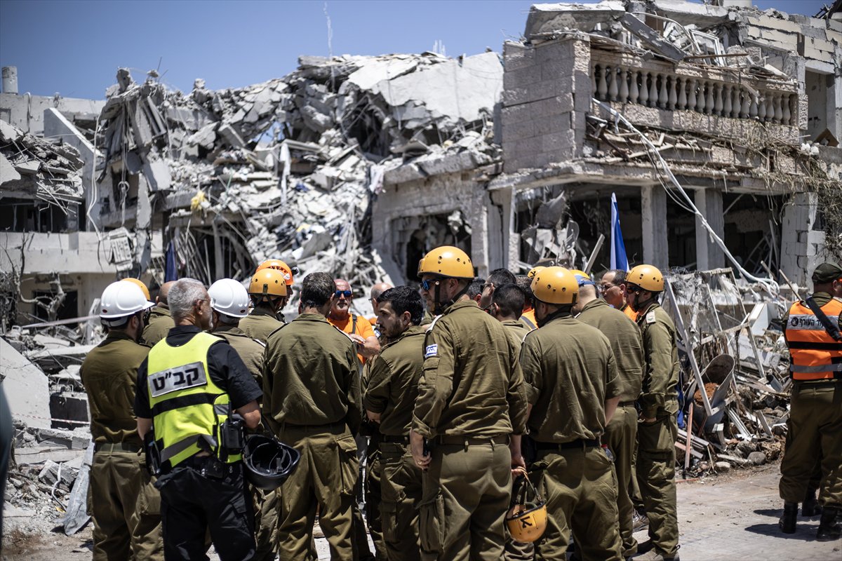 İran’ın misilleme füze atakları Tel Aviv’de hayatı felç etti
