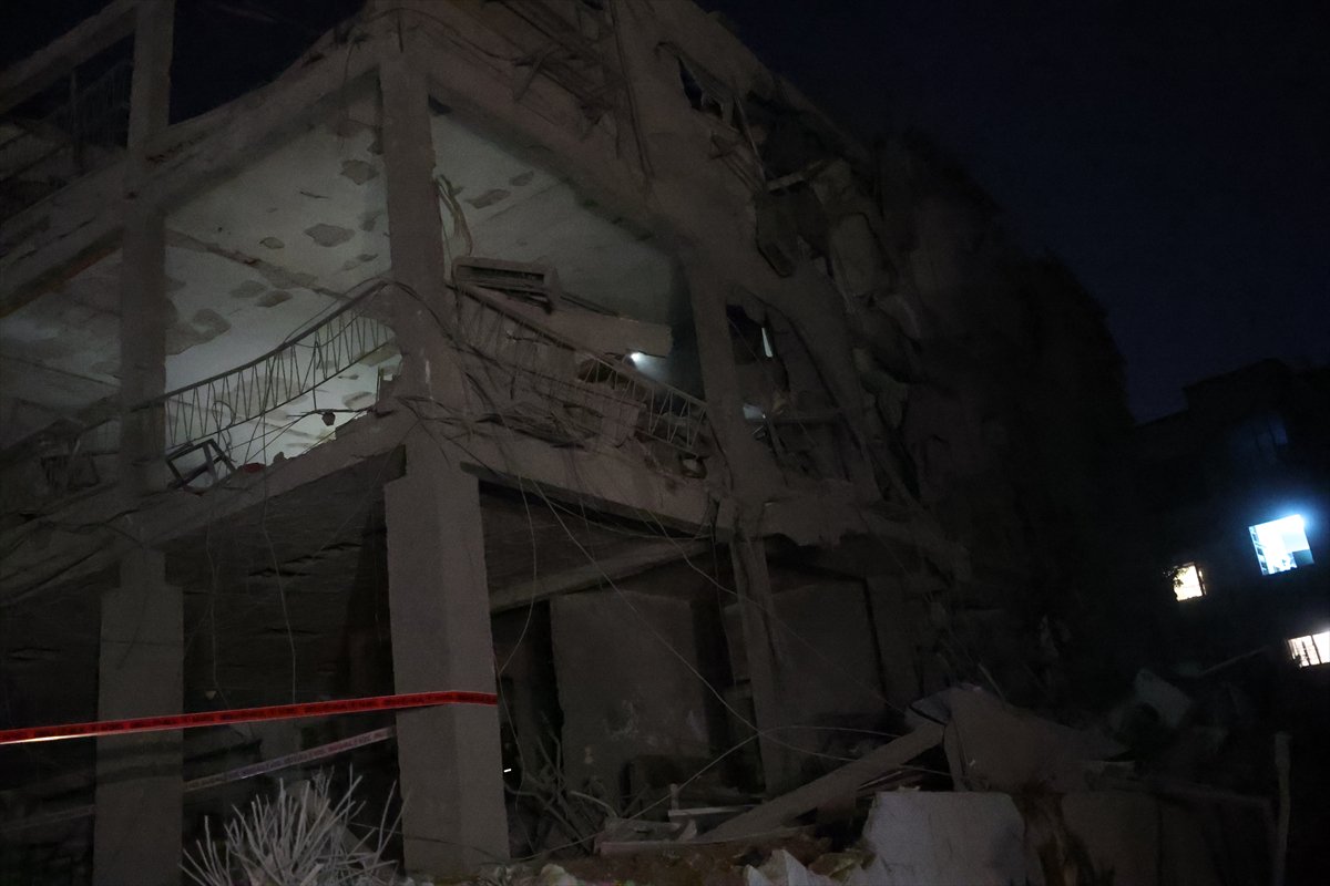 Tel Aviv yerle bir oldu, İran’ın füze yağmuru şehri harabeye çevirdi