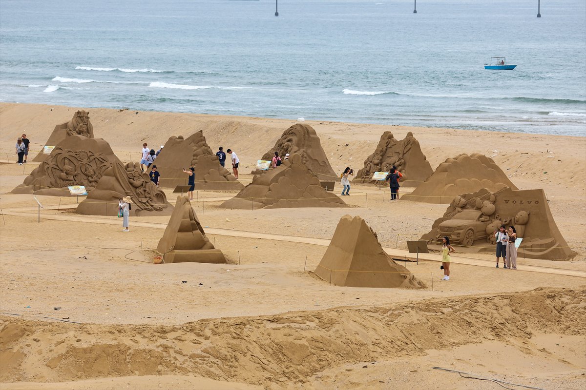 Tayvan’da unutulmaz animasyon kahramanları kumda hayat buldu