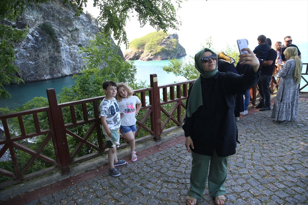 Ordu'nun doğal cenneti Hoynat Adası, ziyaretçilerini büyülüyor