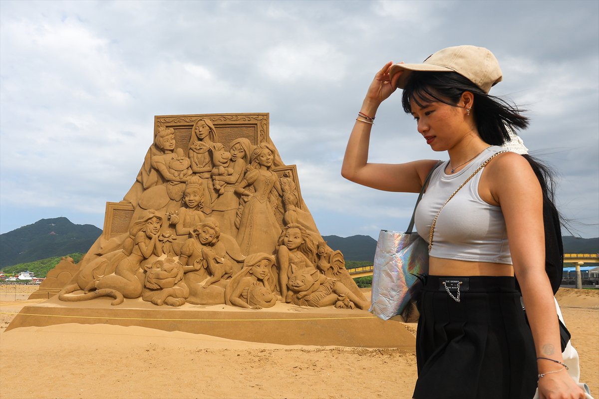 Tayvan’da unutulmaz animasyon kahramanları kumda hayat buldu