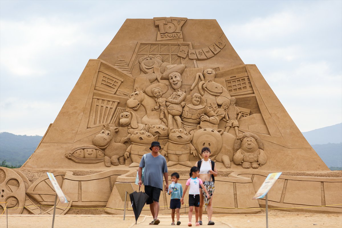 Tayvan’da unutulmaz animasyon kahramanları kumda hayat buldu