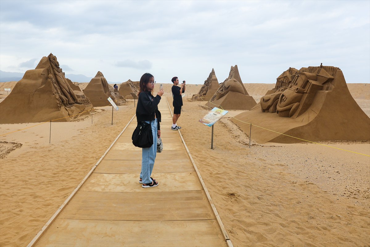 Tayvan’da unutulmaz animasyon kahramanları kumda hayat buldu