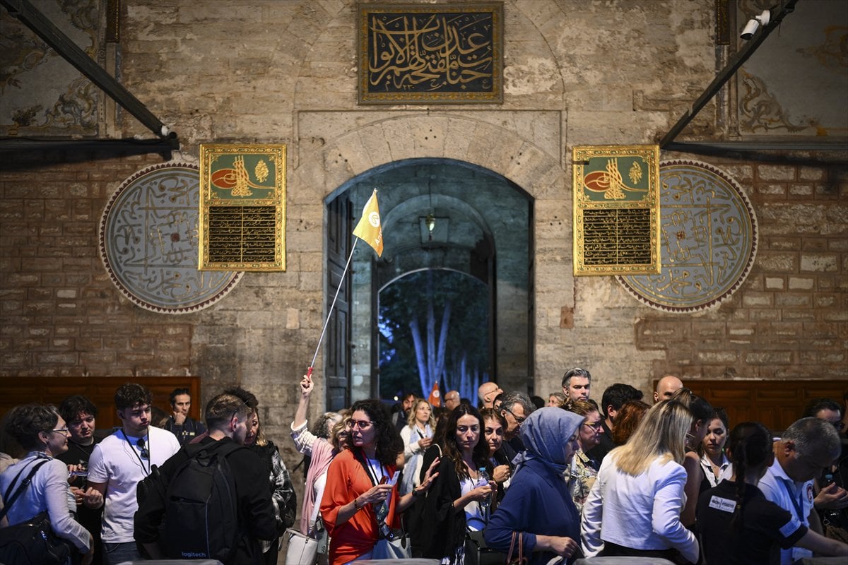 Topkapı Sarayı, gece turlarıyla ziyaretçilerini büyülüyor