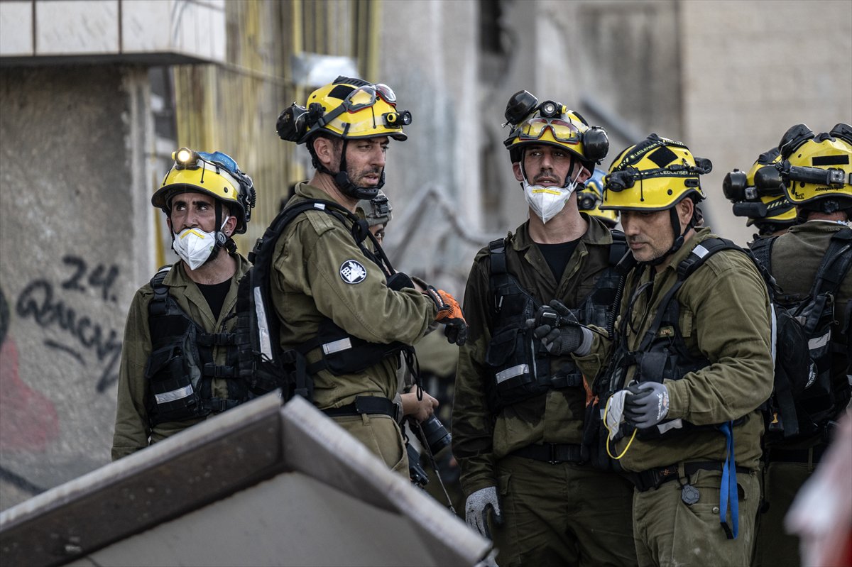 İran'ın, İsrail'e saldırısından sonra yıkım kareleri