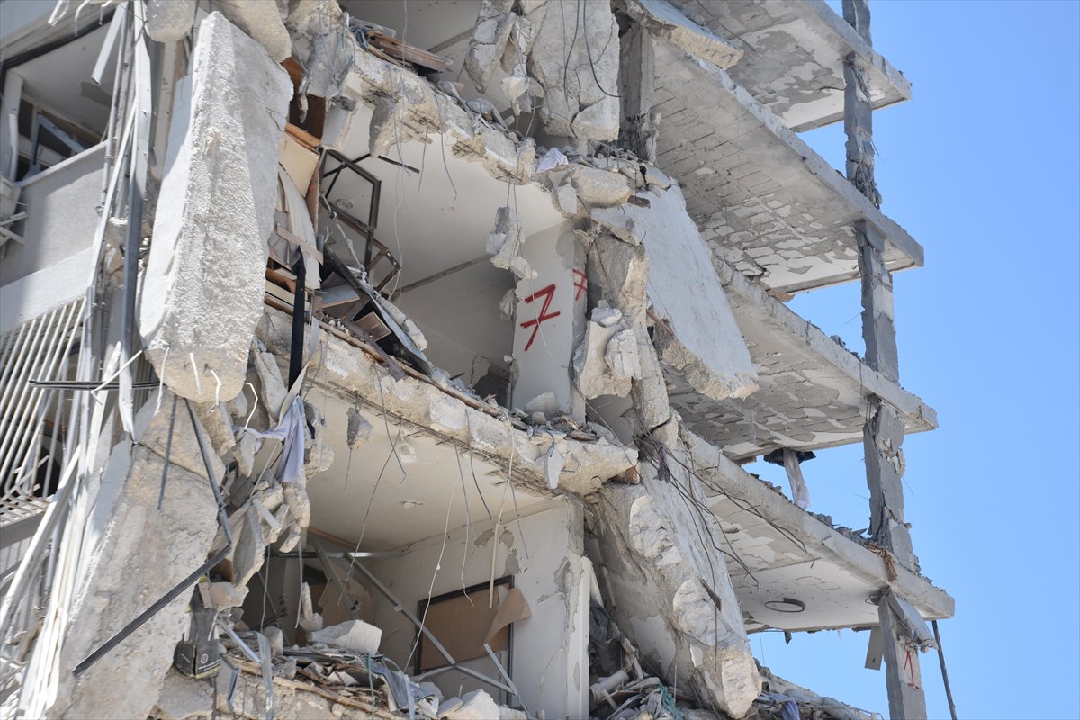 İran'ın, İsrail'e saldırısından sonra yıkım kareleri