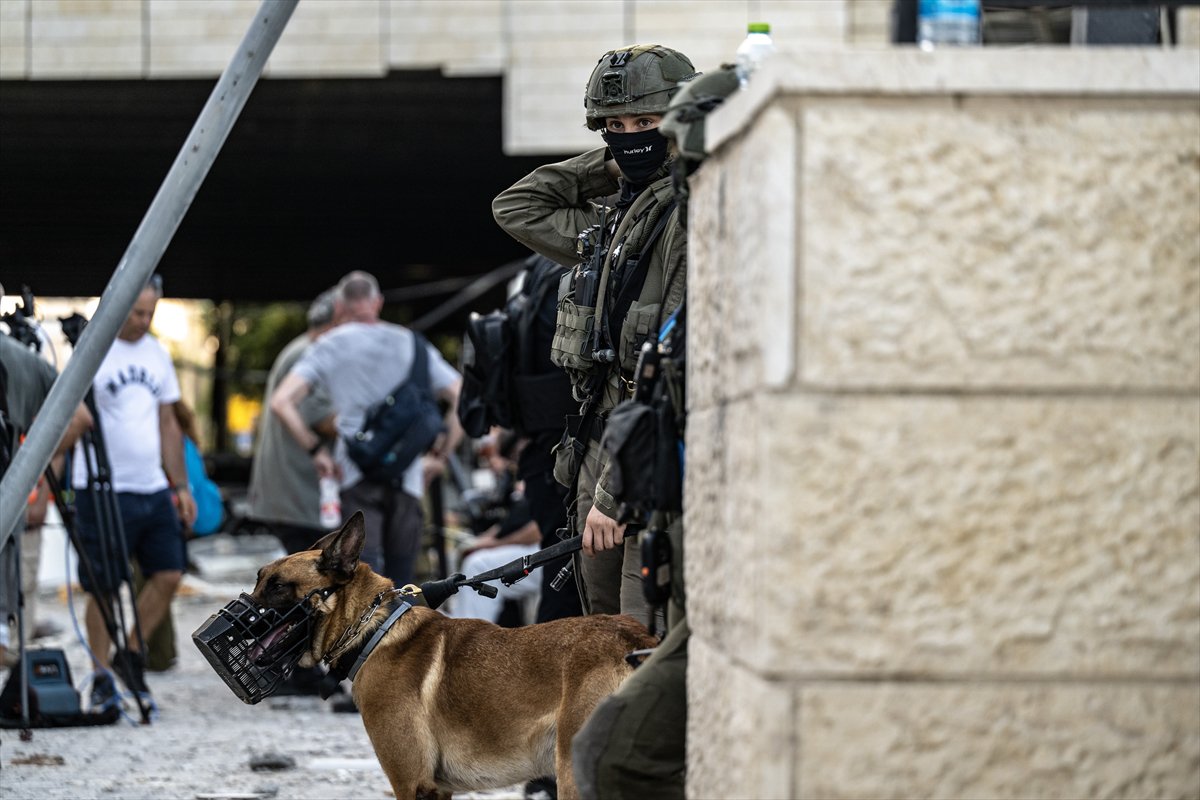 İran'ın, İsrail'e saldırısından sonra yıkım kareleri