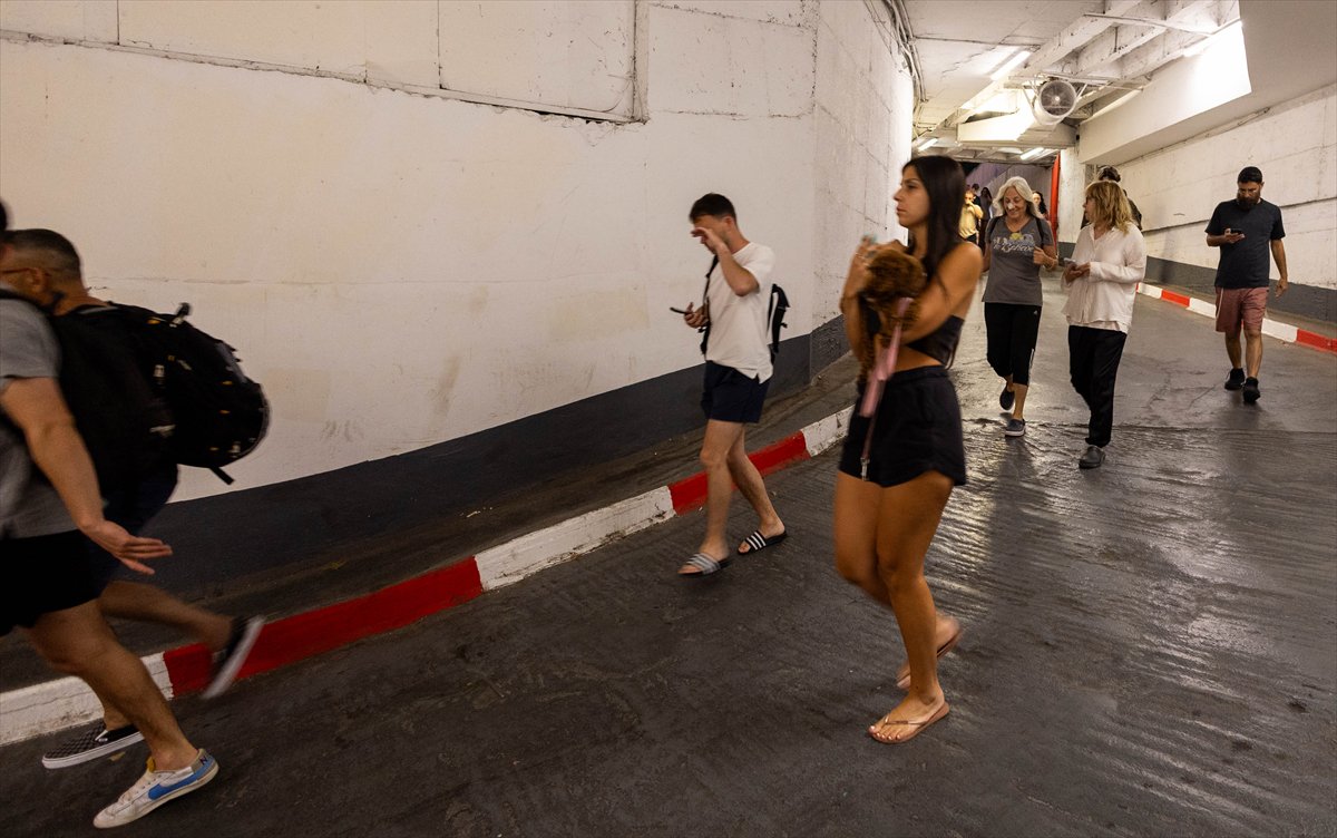 İsrailliler gecelerini sığınaklarda geçirdi: Ateşkesin ardından evlerine dönmeleri bekleniyor