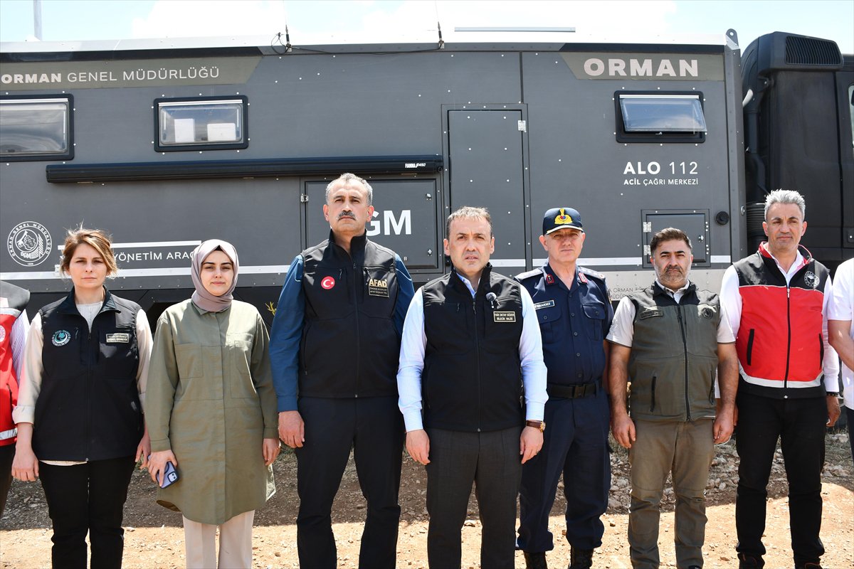 Türkiye’nin birçok noktasında orman yangınlarıyla mücadele devam ediyor