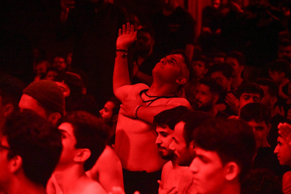 Irak'ta Hz. Hüseyin ve Kerbela Şehitleri için anma töreni