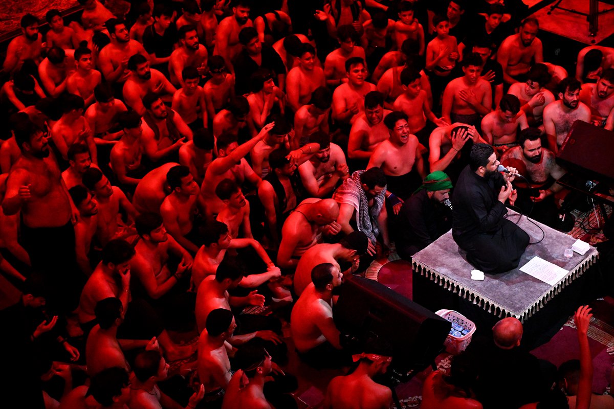 Irak'ta Hz. Hüseyin ve Kerbela Şehitleri için anma töreni