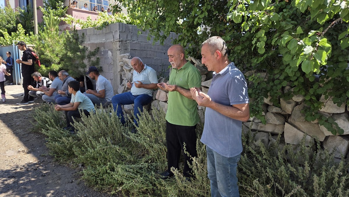 Pençe-Kilit Harekatı’nda şehit olan kahraman askerler son yolculuklarına uğurlandı