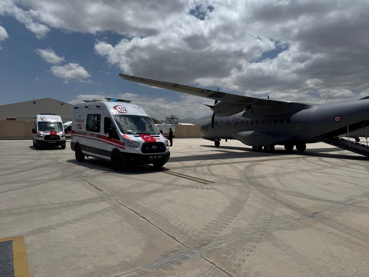 Pençe-Kilit Harekatı’nda şehit olan kahraman askerler son yolculuklarına uğurlandı