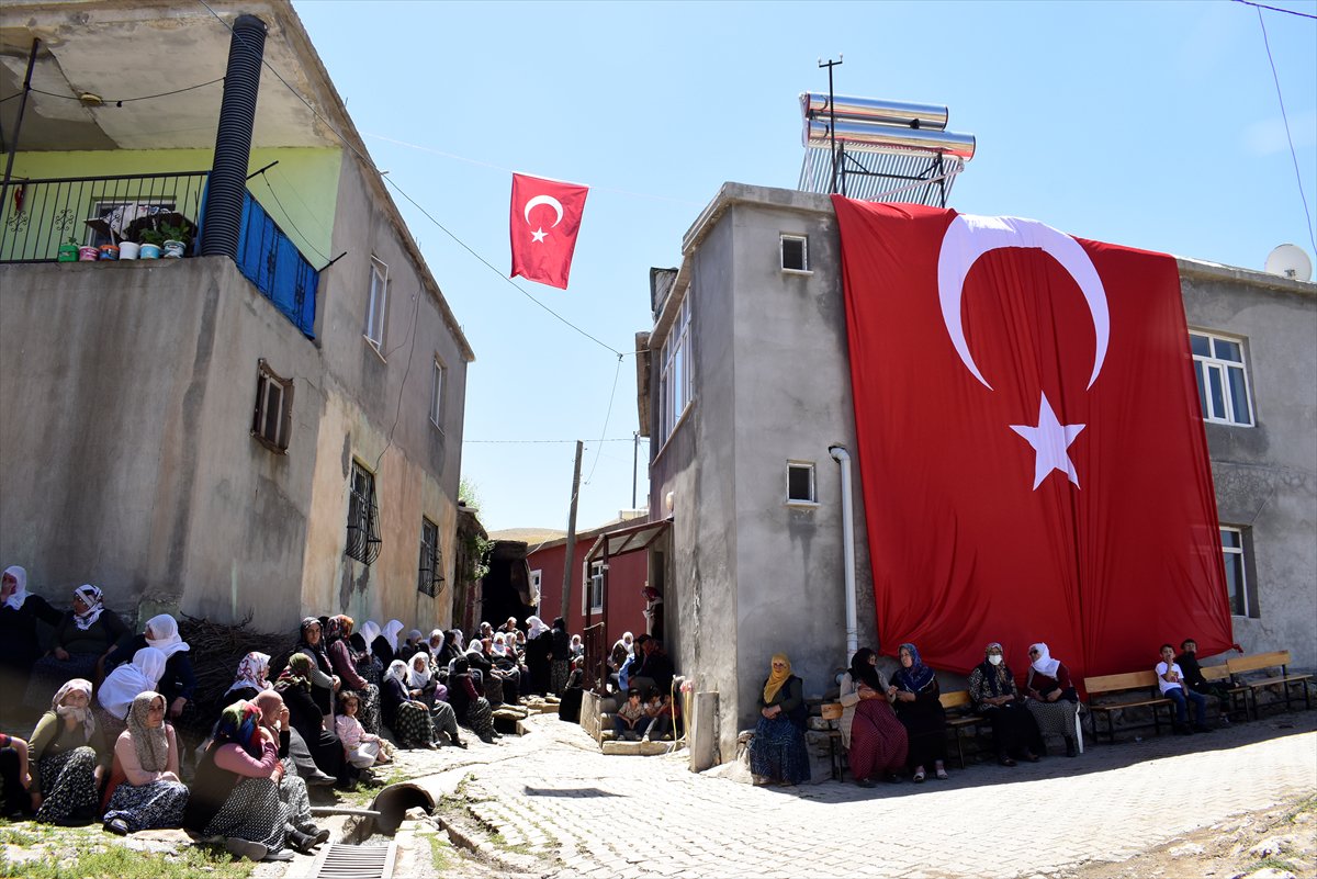 Pençe-Kilit Harekatı’nda şehit olan kahraman askerler son yolculuklarına uğurlandı