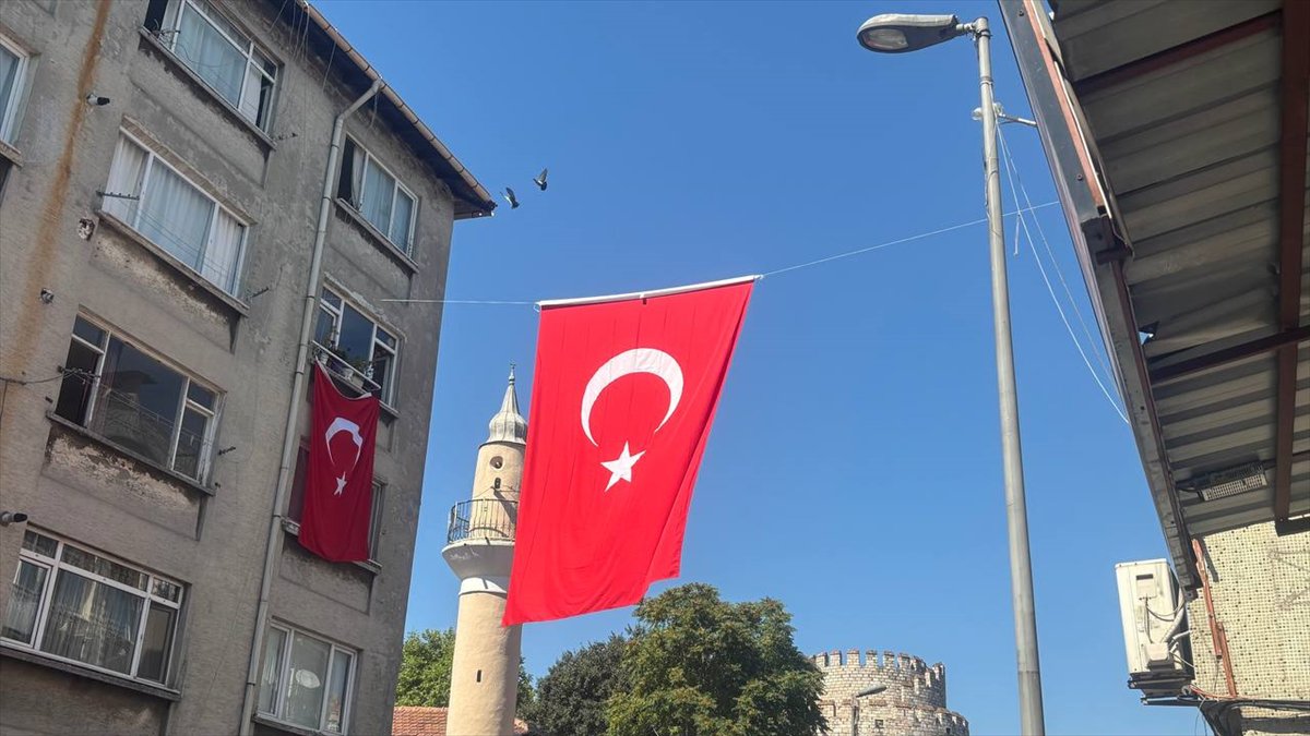 Pençe-Kilit Harekatı’nda şehit olan kahraman askerler son yolculuklarına uğurlandı