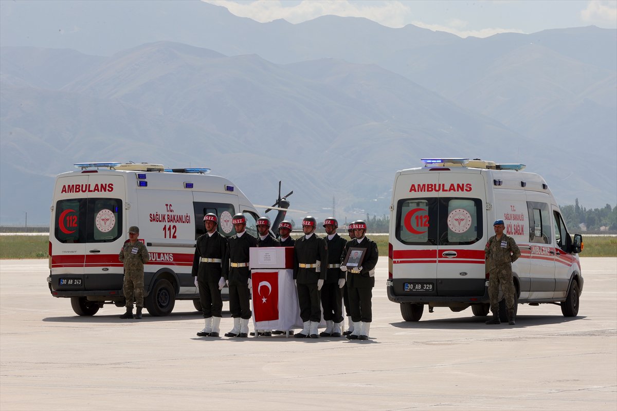 Pençe-Kilit Harekatı’nda şehit olan kahraman askerler son yolculuklarına uğurlandı
