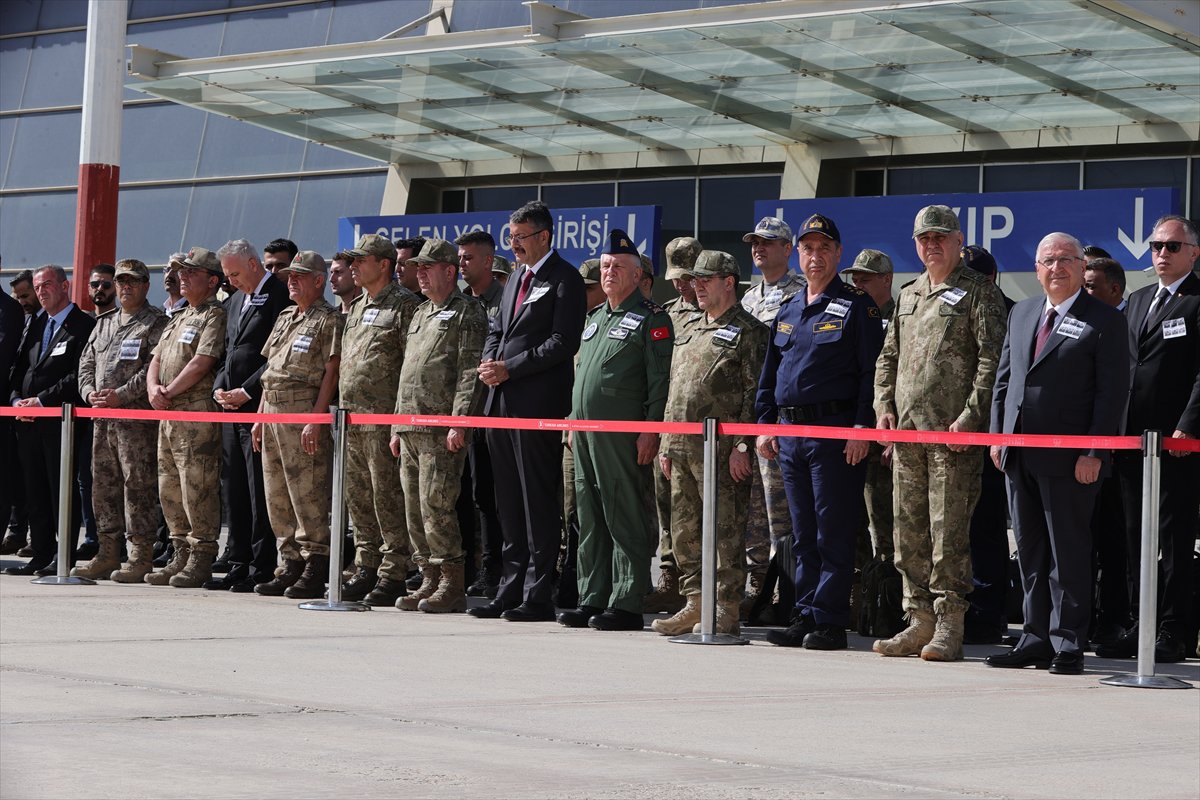 Pençe-Kilit Harekatı’nda şehit olan kahraman askerler son yolculuklarına uğurlandı