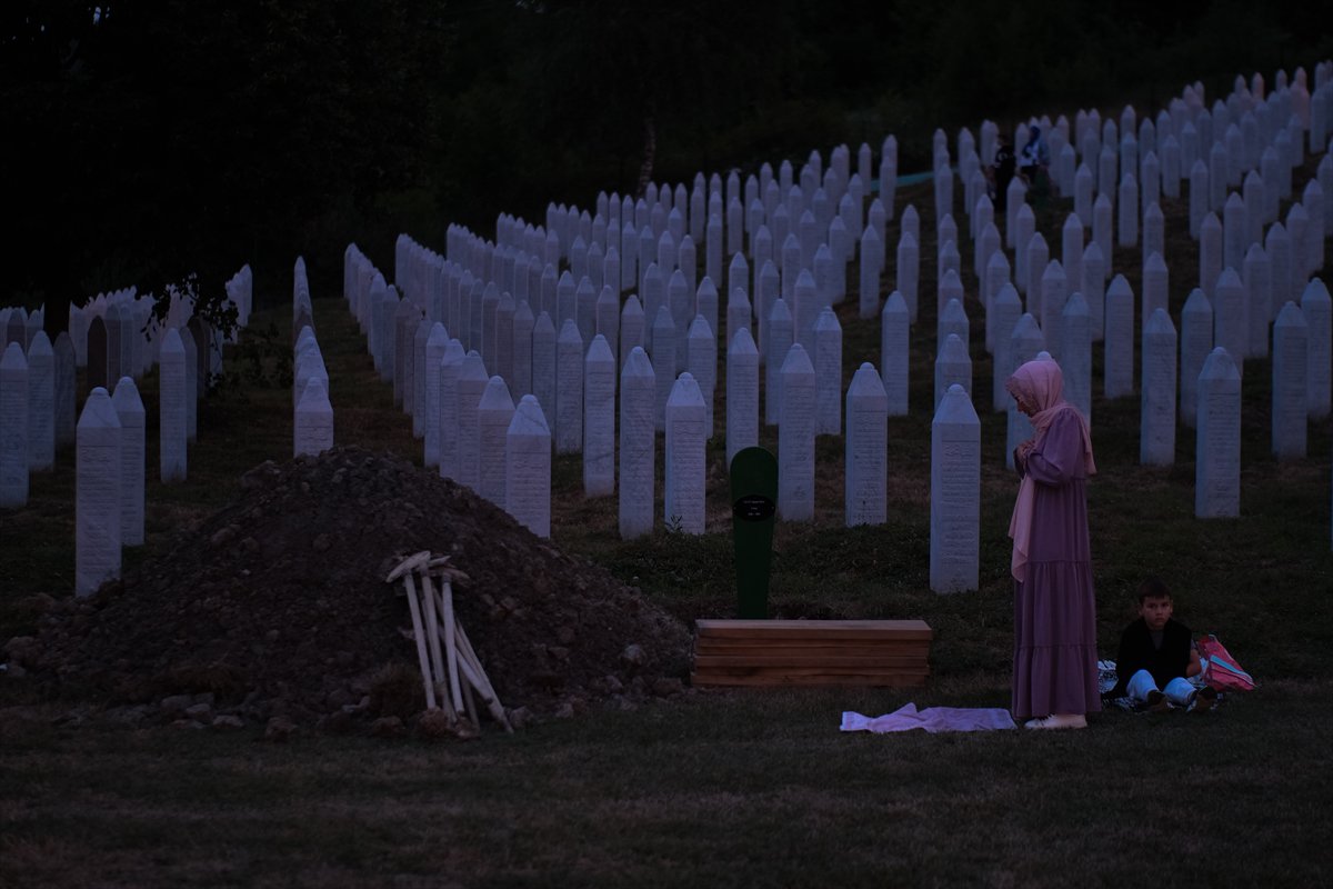 Dinmeyen yas: Srebrenitsa soykırımının 30. yılı