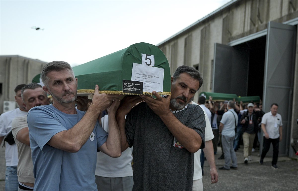 Dinmeyen yas: Srebrenitsa soykırımının 30. yılı