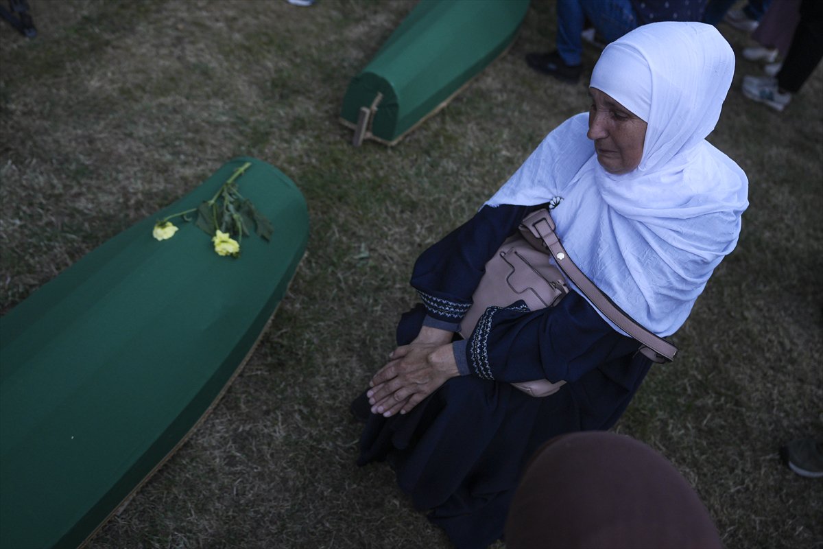 Dinmeyen yas: Srebrenitsa soykırımının 30. yılı