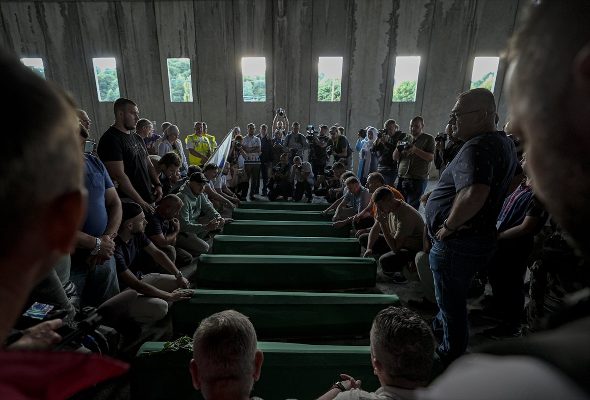 Dinmeyen yas: Srebrenitsa soykırımının 30. yılı