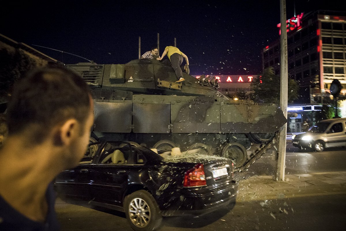 15 Temmuz: Bir milletin korkusuz mücadelesi