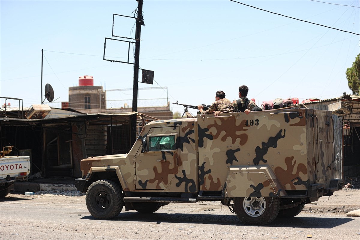 Süveyda'da güvenlik güçleri ile Dürzi gruplar arasındaki çatışmalar