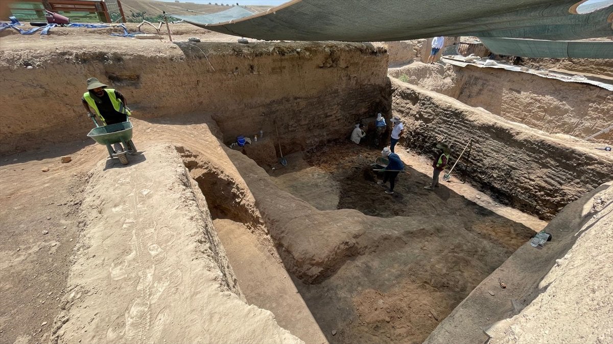 Ayanis Kalesi’nde Haldi Tapınağı’nın sırları bir bir çözülüyor