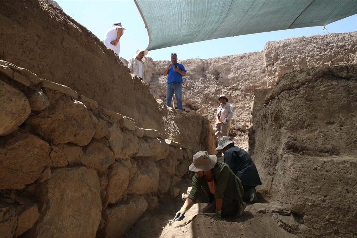 Ayanis Kalesi’nde Haldi Tapınağı’nın sırları bir bir çözülüyor