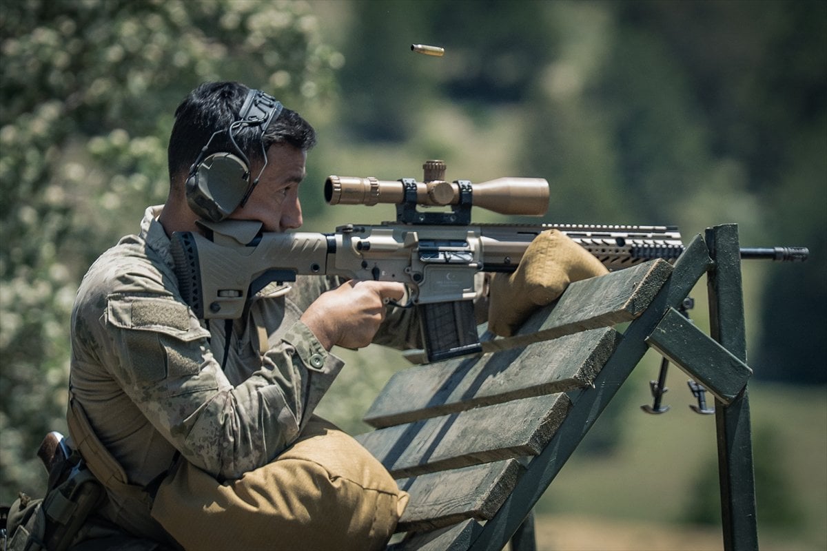 TSK'nın şampiyon keskin nişancıları, zorlu eğitimlerle göreve hazırlanıyor