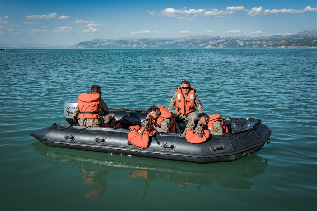 TSK'nın şampiyon keskin nişancıları, zorlu eğitimlerle göreve hazırlanıyor