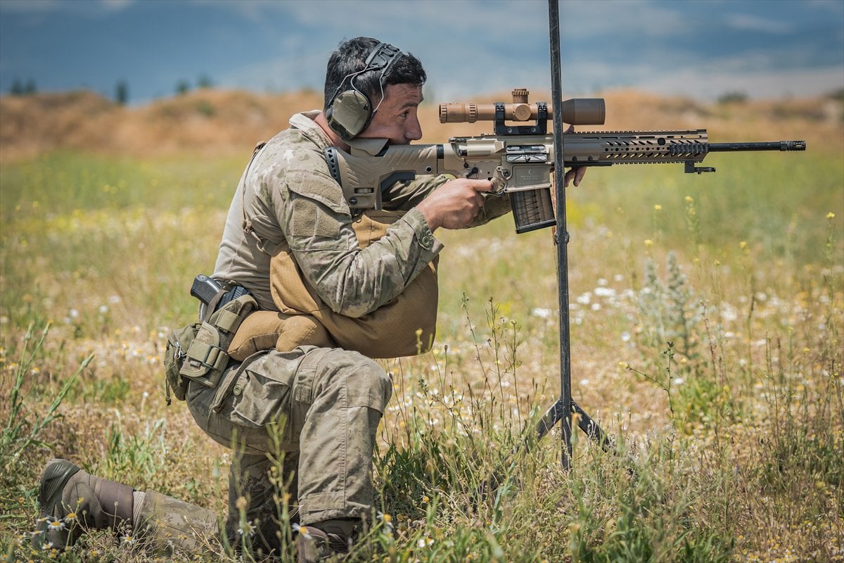 TSK'nın şampiyon keskin nişancıları, zorlu eğitimlerle göreve hazırlanıyor