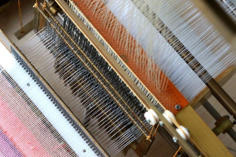 Dünya çapında tek: Abdullah Yurtsever'in minyatür dokuma tezgâhları