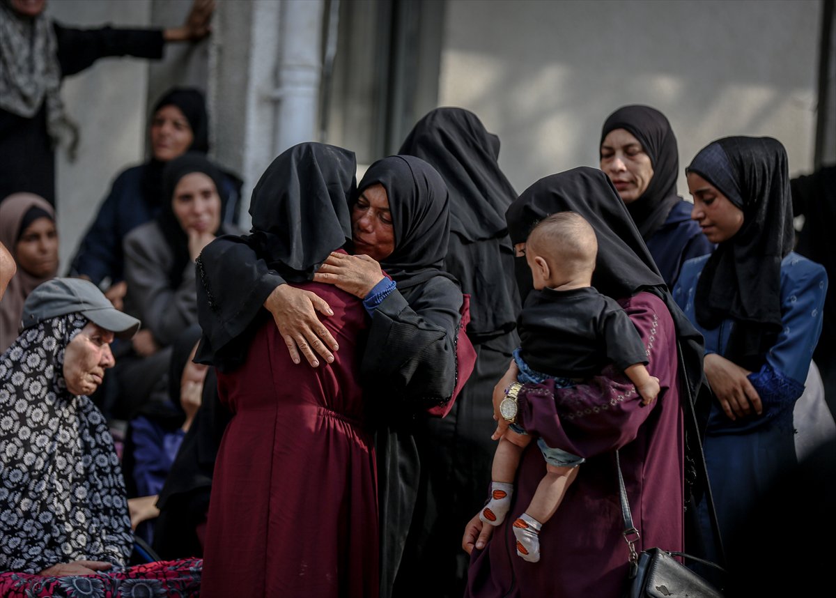 İsrail, yine yardım dağıtım noktasına saldırdı