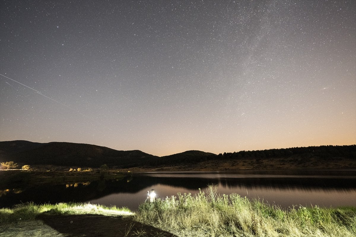 Yurt genelinde meteor yağmurundan büyüleyici kareler