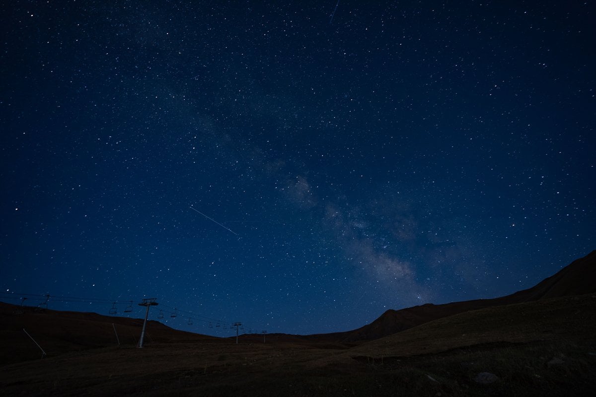 Yurt genelinde meteor yağmurundan büyüleyici kareler