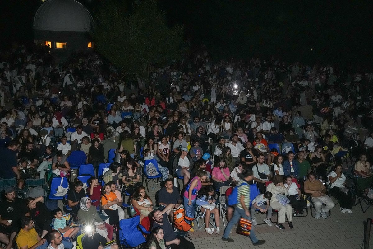 Yurt genelinde meteor yağmurundan büyüleyici kareler