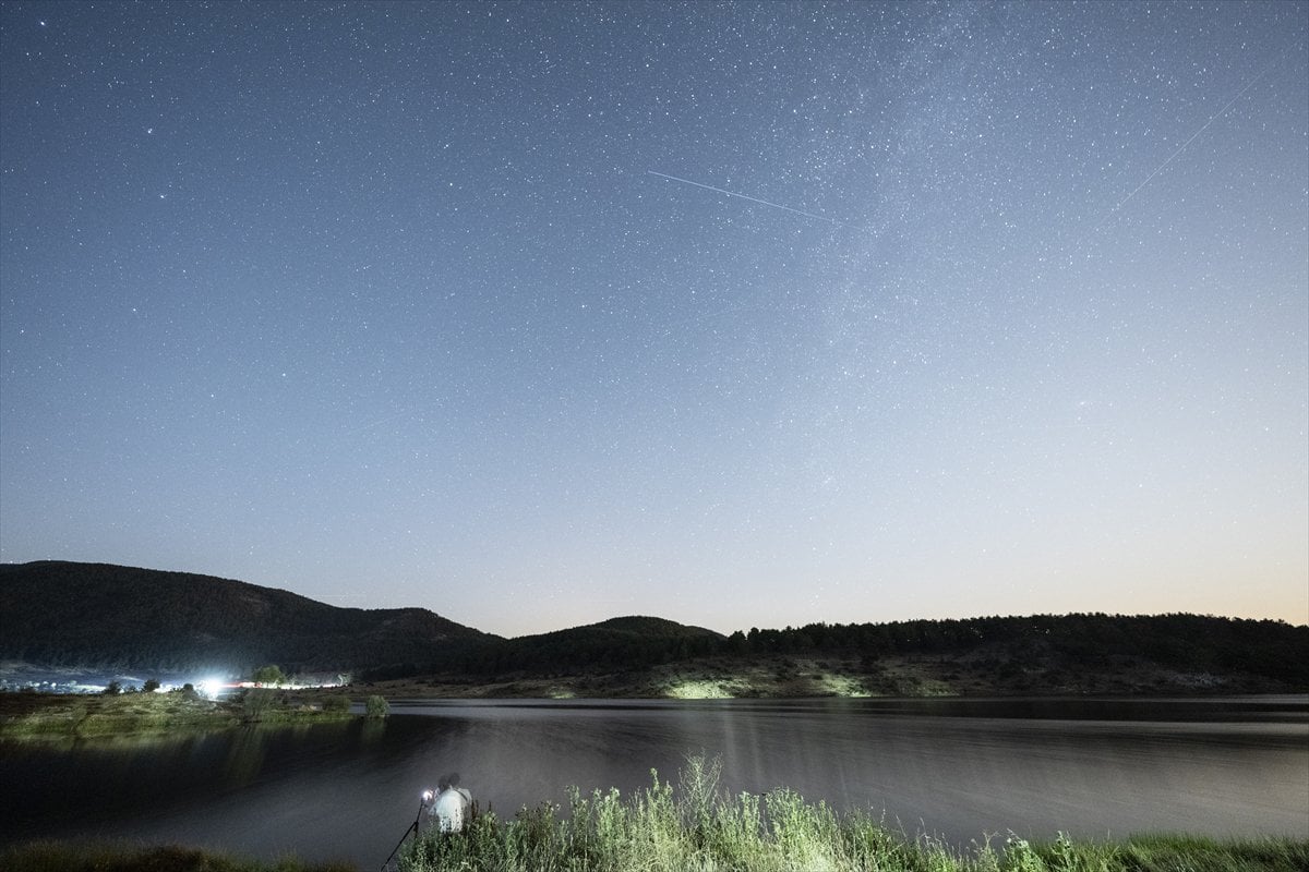 Yurt genelinde meteor yağmurundan büyüleyici kareler