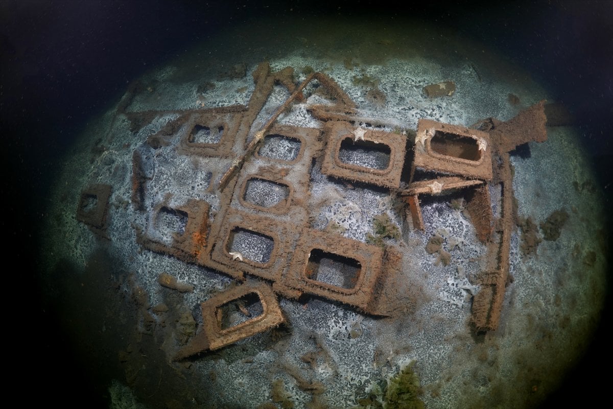 Marmara Depremi'nin su altındaki izleri