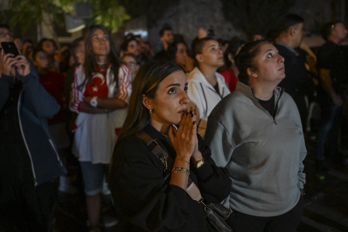 Türkiye ve Almanya karşılaşmasına vatandaşlardan yoğun ilgi
