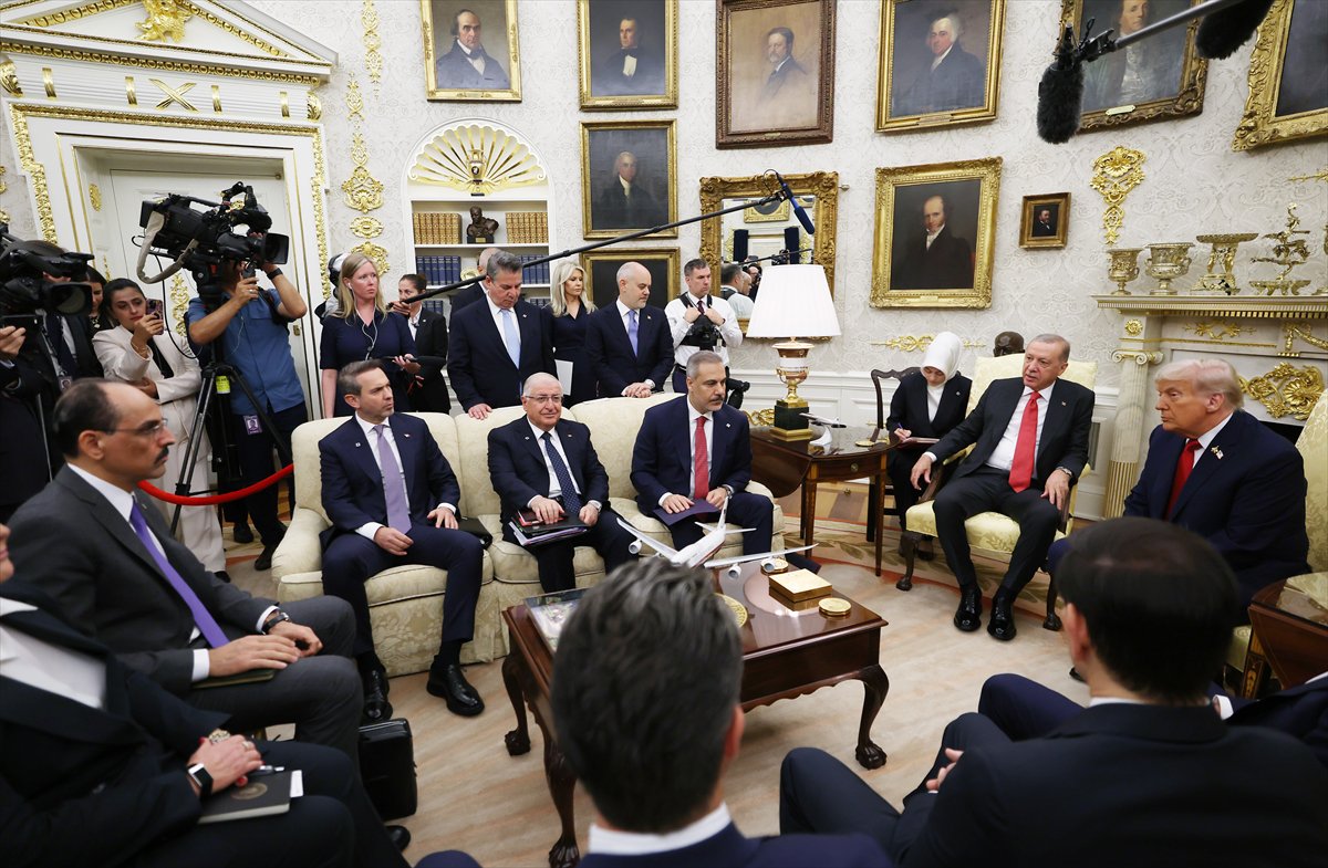 Cumhurbaşkanı Erdoğan ile ABD Başkanı Trump'ın görüşmesinden tarihi kareler