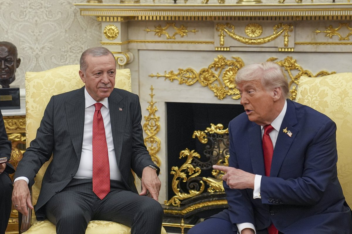 Cumhurbaşkanı Erdoğan ile ABD Başkanı Trump'ın görüşmesinden tarihi kareler