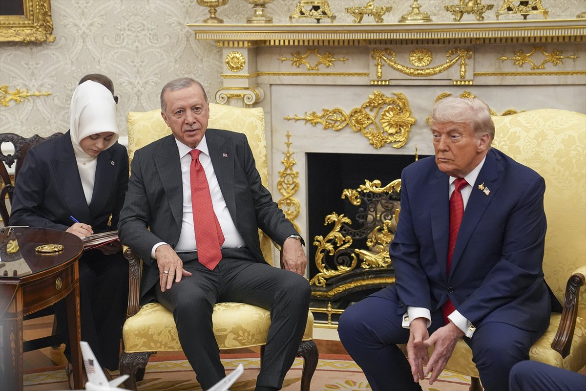 Cumhurbaşkanı Erdoğan ile ABD Başkanı Trump'ın görüşmesinden tarihi kareler