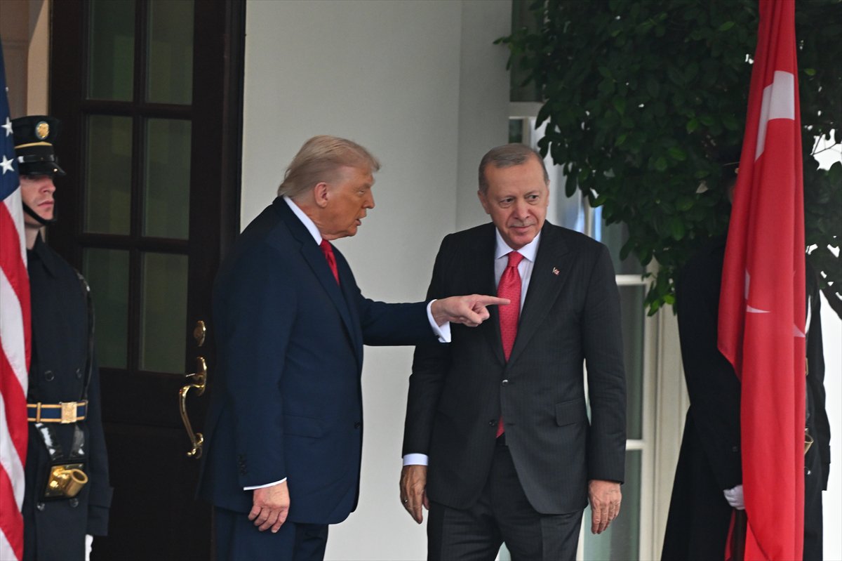 Cumhurbaşkanı Erdoğan ile ABD Başkanı Trump'ın görüşmesinden tarihi kareler