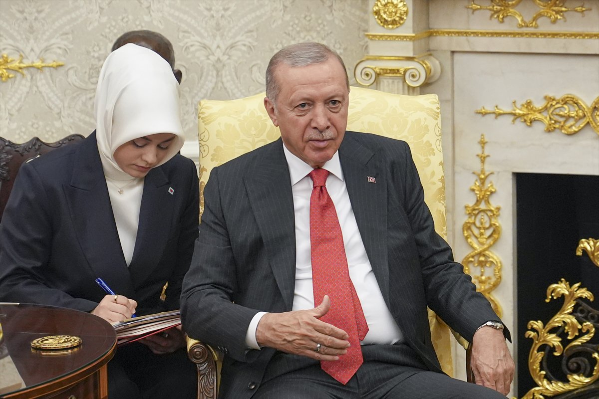 Cumhurbaşkanı Erdoğan ile ABD Başkanı Trump'ın görüşmesinden tarihi kareler