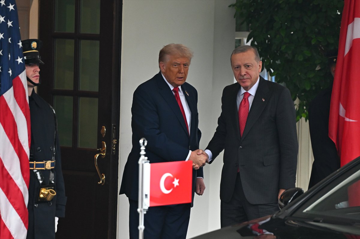 Cumhurbaşkanı Erdoğan ile ABD Başkanı Trump'ın görüşmesinden tarihi kareler