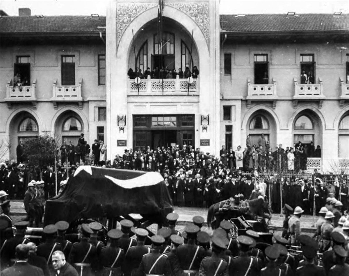 Saygıyla: Atatürk 87 yıl önce aramızdan ayrıldı