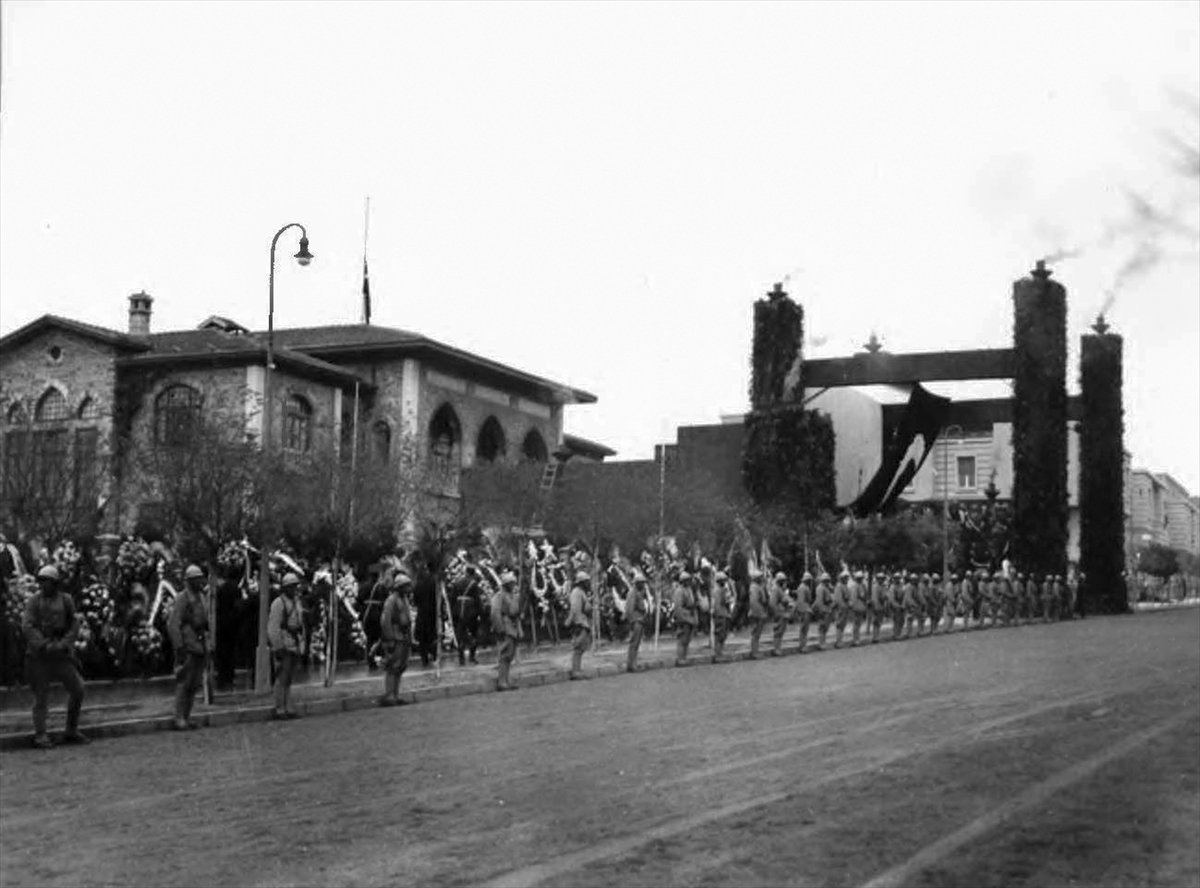 Saygıyla: Atatürk 87 yıl önce aramızdan ayrıldı