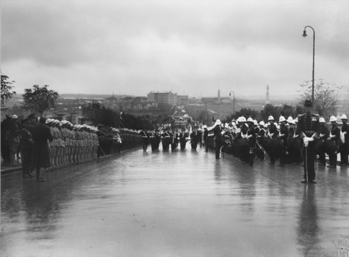 Saygıyla: Atatürk 87 yıl önce aramızdan ayrıldı